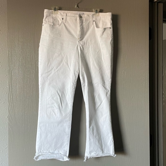 White jeans - Picture 1 of 5
